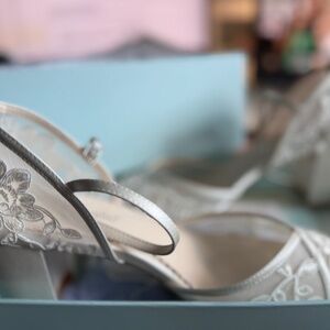 Bella Belle Chelsea - Size 8